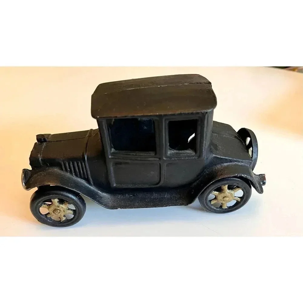 Vintage Cast Iron Model‎ T Antique Car Complete